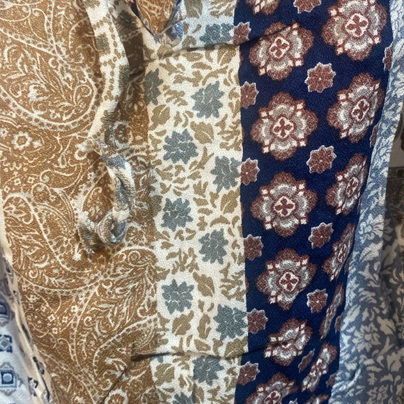 Triple Seven Boho Long Sleeve Off The Shoulder Printed Crop Top - Picture 7 of 9